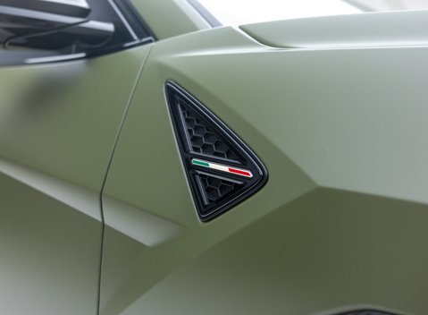 Lamborghini Urus PERFORMANTE 51