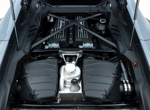 Lamborghini Huracan LP640-2 Tecnica 31