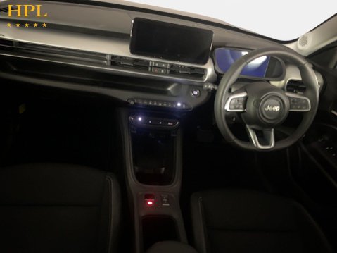 Jeep Avenger 1.2 e-Hybrid Summit SUV 5dr Petrol Hybrid e-DCT Euro 6 (s/s) (100 ps) Alloy 18
