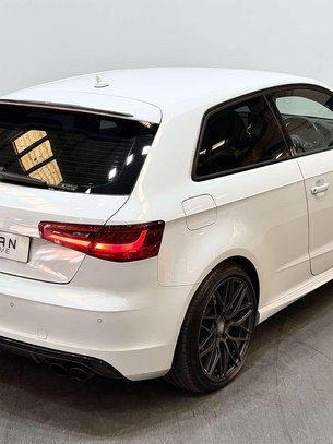 Audi S3 2.0 TFSI Hatchback 3dr Petrol S Tronic quattro Euro 6 (s/s) (300 ps) 2