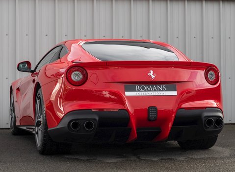 Ferrari F12 Berlinetta 3