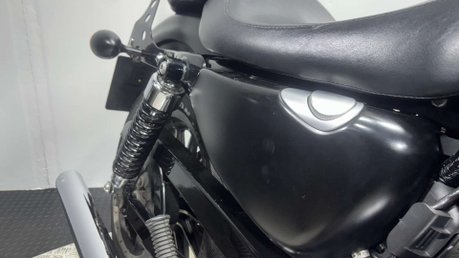 Harley-Davidson Sportster 883 IRON 2014 20K MOT WARRANTY CRUISER 883CC 24