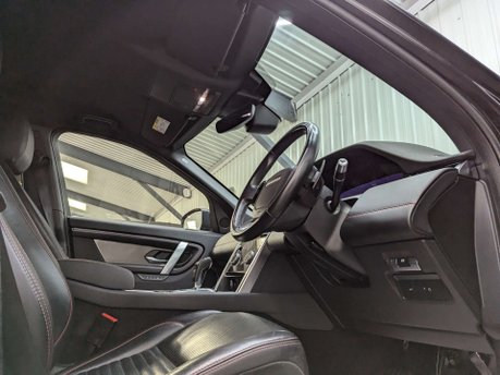 Land Rover Discovery Sport 2.0 Discovery Sport R-Dynamic SE D Auto 4WD 5dr 47