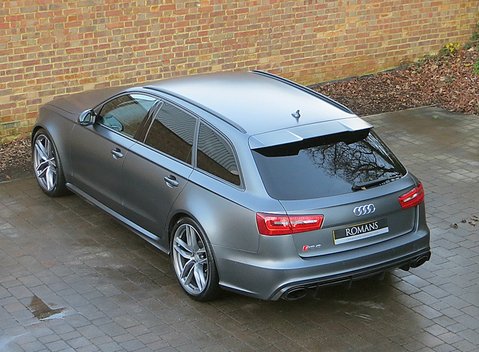 Audi RS6 Avant 8