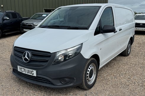 Mercedes-Benz Vito AUTO LWB L2H1 Low Roof Progressive 114 Air Con Alloys Sensors EURO 6