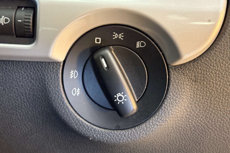 Skoda Yeti 2.0 TDI SE Plus SUV 5dr Diesel Manual 4WD Euro 5 (140 ps) 55