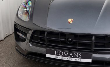 Porsche Macan GTS 26