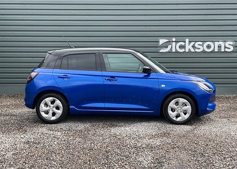 Suzuki Swift Motion 1.2 Mild Hybrid CVT 12