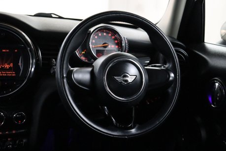 Mini Hatch COOPER SEVEN 43