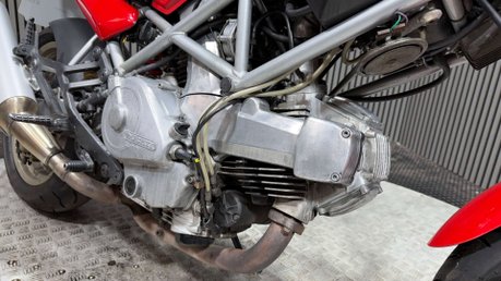 Ducati Monster 600 1994 ONLY 12K GOOD RUNNING CLASSIC VTWIN PROJECT BIKE 21