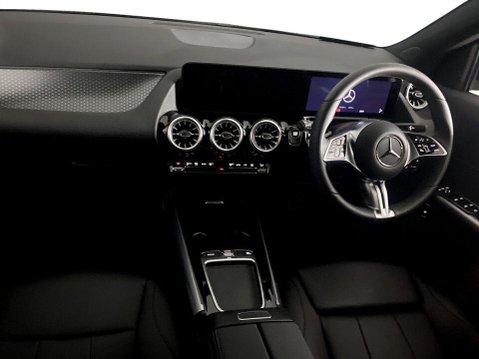 Mercedes-Benz EQA EQA 250+ 70.5kWh Sport (Executive) SUV 5dr Electric Auto (190 ps) Air Con - 18