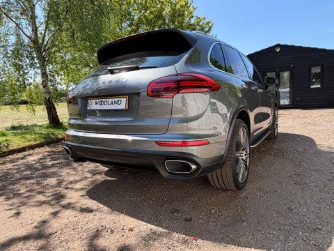 Porsche Cayenne D V6 TIPTRONIC S 25