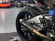 Yamaha R1M 1000 Super Sports Petrol Manual (200 ps) 16