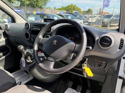Peugeot Partner 1.6 BlueHDi 855 SE L1 5dr Stop & Start 23