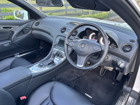 Mercedes-Benz SL Series SL350 28