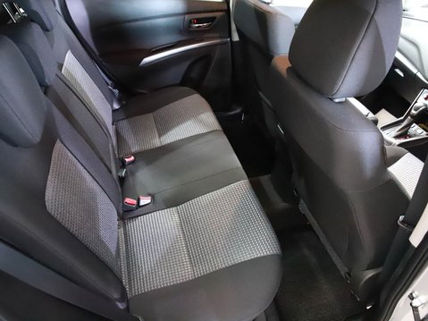 Suzuki S-Cross 1.5 Hybrid Motion 5dr AGS 33