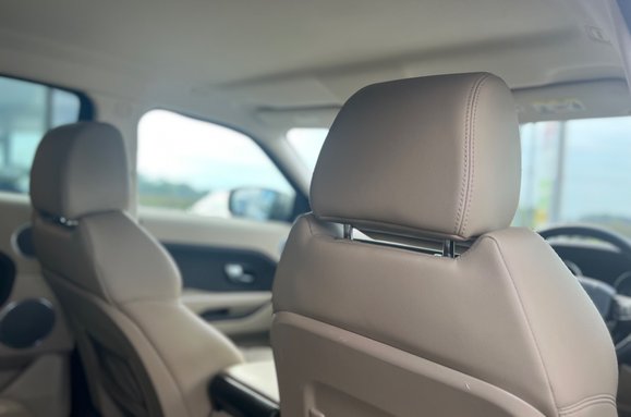 Land Rover Range Rover Evoque 2.2 SD4 PURE TECH 22