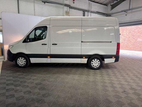 Mercedes-Benz Sprinter 2.0 Sprinter 315 Premium CDi MWB 4