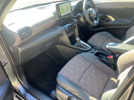 Toyota Yaris Cross 1.5 Yaris Cross Excel HEV 4x4 Auto 4WD 5dr 36