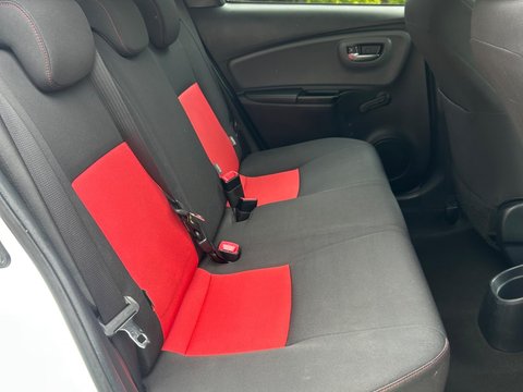 Toyota Yaris 1.33 Dual VVT-i Sport Euro 5 5dr Euro 5 12