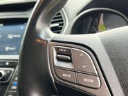 Hyundai SANTA FE 2.2 Santa Fe Premium Blue Drive CRDi Auto 4WD 5dr 22