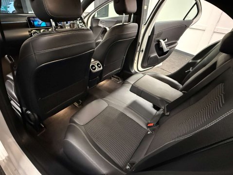 Mercedes-Benz A Class 1.3 A 200 Sport Premium 4dr 31