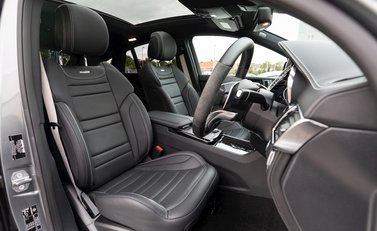 Mercedes-Benz GLE 63 S 4MATIC Night Edition 12