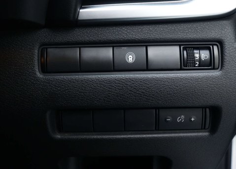 Nissan X-Trail 1.5 h e-POWER Acenta Premium SUV 5dr Petrol Hybrid Auto Euro 6 (s/s) (204 p 38