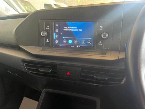 Volkswagen Caddy C20 TDI COMMERCE PLUS 12