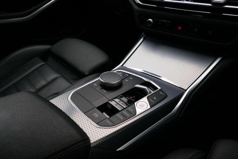 BMW 3 Series 2.0 320i M Sport Auto 4dr 40