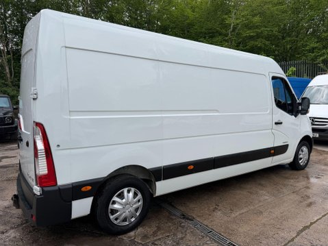 Renault Master 2.3 dCi 35 Panel Van 5dr Diesel Manual FWD LWB Medium Roof Euro 4 (100 ps) 28