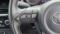 Toyota Yaris Cross 1.5 VVT-h Icon SUV 5dr Petrol Hybrid E-CVT Euro 6 (s/s) (116 ps) 32