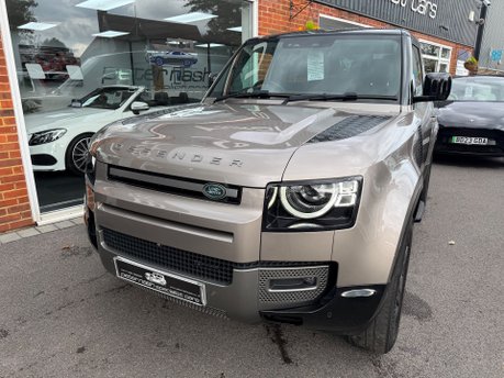 Land Rover Defender 3.0 D250 MHEV X-Dynamic SE SUV 3dr Diesel Auto 4WD Euro 6 (s/s) (250 ps) 4