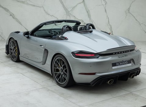 Porsche 718 SPYDER RS 15