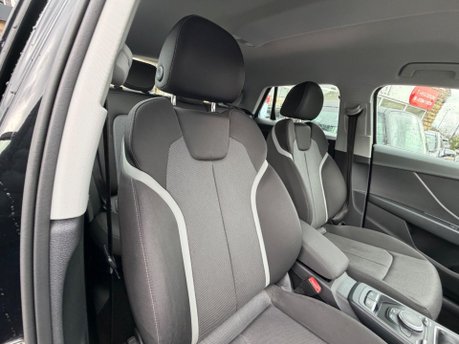 Audi Q2 TDI SPORT 10