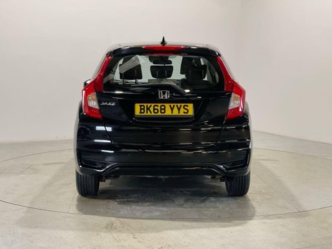 Honda Jazz 1.3 i-VTEC SE Navi Hatchback 5dr Petrol CVT Euro 6 (s/s) (102 ps) Alloys 7