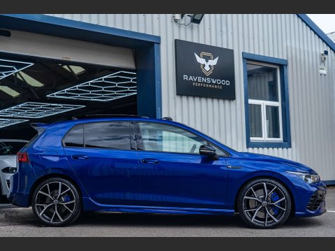 Volkswagen Golf 2.0 Golf R TSi 4Motion Semi-Auto 4WD 5dr 3