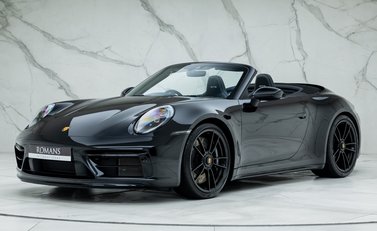 Porsche 911 Carrera GTS Cabriolet (992) 1
