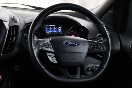 Ford Kuga ST-LINE 46