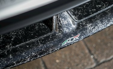 Lamborghini Huracan Performante 28