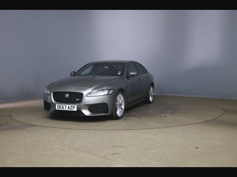 Jaguar XF 3.0 XF V6 S D Auto 4dr 9