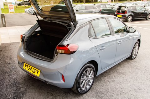 Vauxhall Corsa DESIGN 30