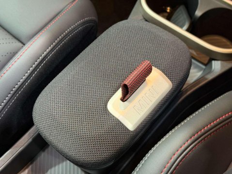 Mini Hatch 2.0S Sport Hatchback 3dr Petrol Steptronic Euro 6 (s/s) (204 ps) 41