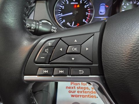 Nissan Qashqai 1.6 DIG-T N-Connecta Euro 6 (s/s) 5dr 36