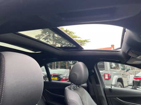Mercedes-Benz E Class E 220 D AMG LINE NIGHT EDITION PREMIUM PLUS 16
