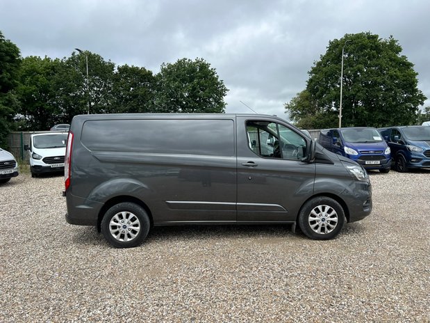 Ford Transit Custom SWB L1H1 (SOLD) 300 Limited Alloys Air Con Sensors Cruise EURO 6 5