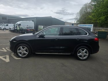Porsche Cayenne D V6 TIPTRONIC 4