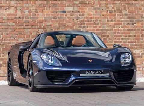Porsche 918 Spyder Weissach 1