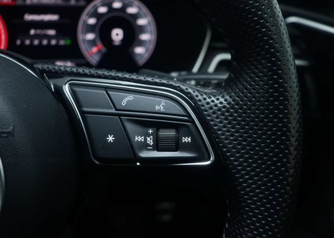 Audi A4 2.0 A4 S Line Black Edition 35 TFSI Semi-Auto 4dr 42
