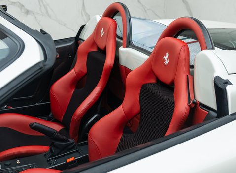 Ferrari F430 SCUDERIA SPIDER 16M 41